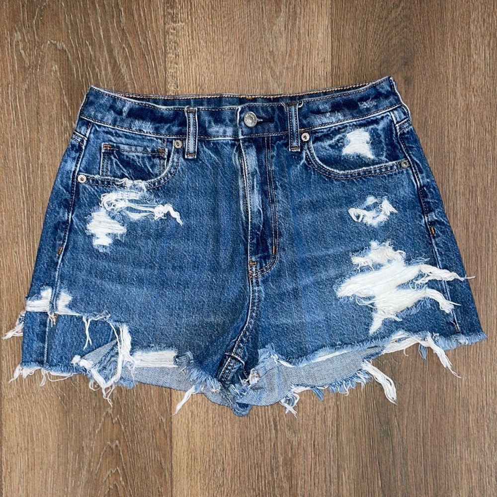 American Eagle jean shorts, size 6